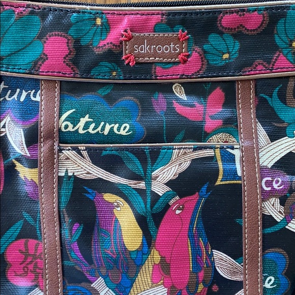 Sakroots purse with adjustable strap - Picture 2 of 4